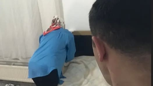 Yengesini zorla siken Türk piç - Yapma dur biri gelecek yapma!!